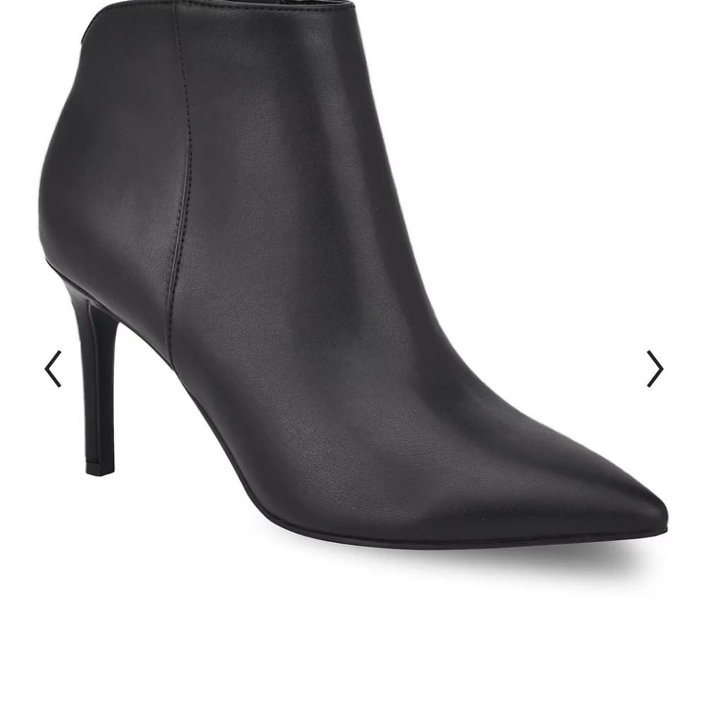 Nine west bootie